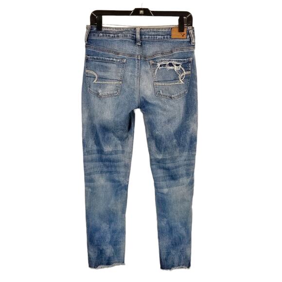 American Eagle Outfitters Women's Distressed Tomgirl Jeans Size 2 - Picture 2 of 8